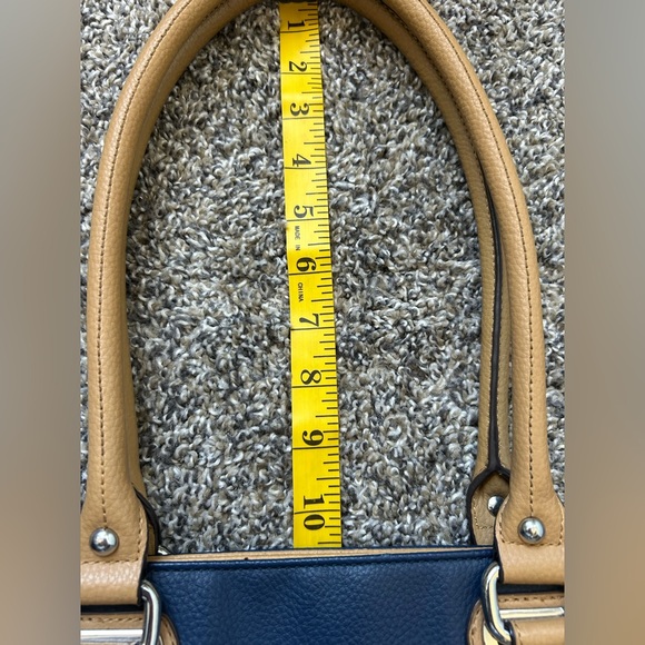 Tignanello Two Tone blue pebbled leather medium shoulder bag - Picture 6 of 12